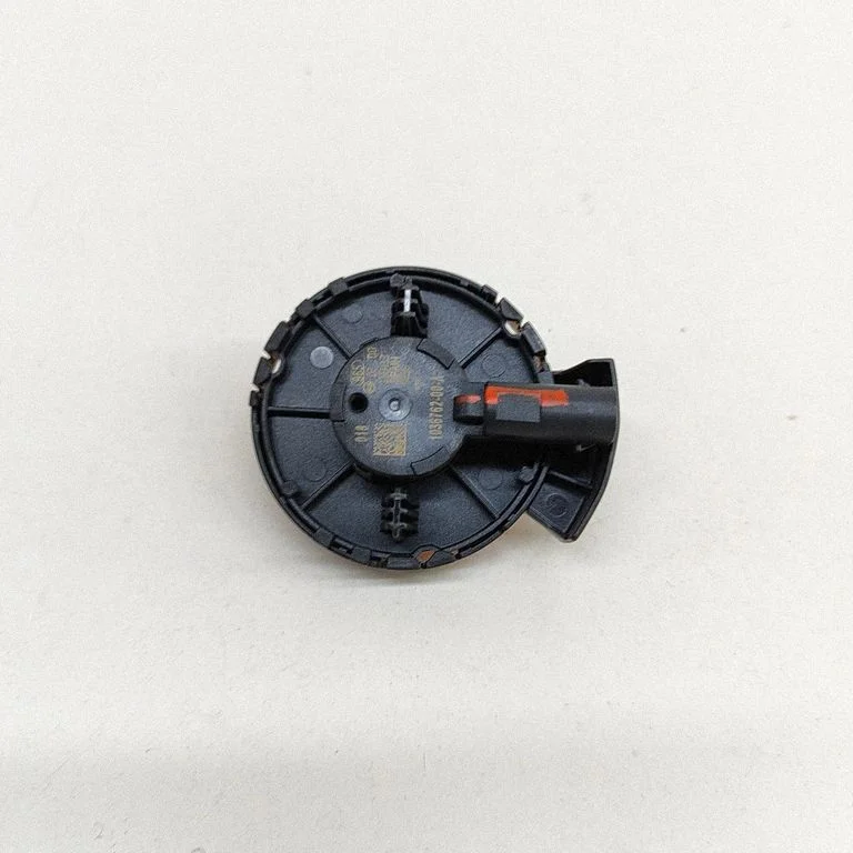 Drošības spilvenu trieciena sensors 103676200A