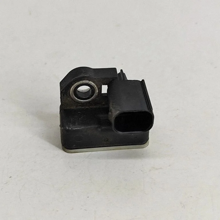 Drošības spilvenu trieciena sensors – Aston Martin DB11 (2016-)