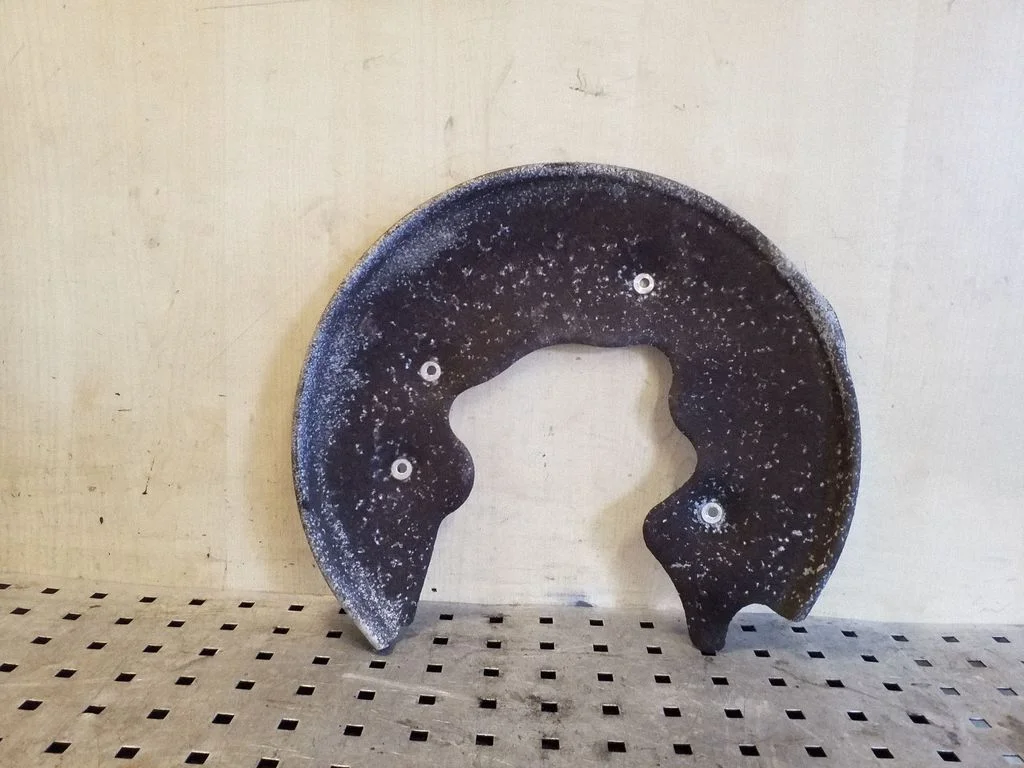 Rear brake disc plate dust cover – left