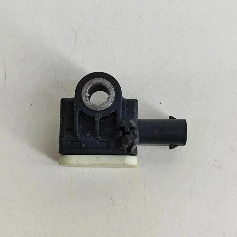 Turvapadja löögiandur 971907651