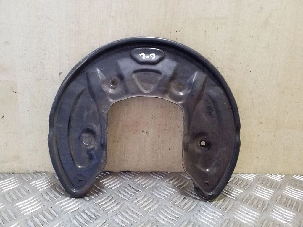 Rear brake disc plate dust cover – Mercedes-Benz C-Class W205 (2014-2021)