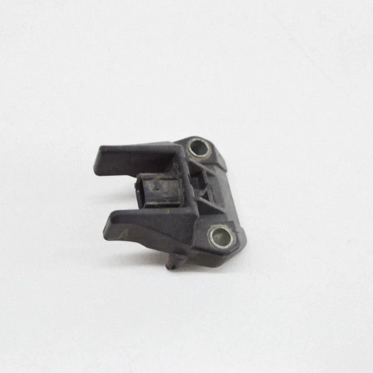 Airbag deployment crash/impact sensor – Toyota Land Cruiser (J200) (2008-)