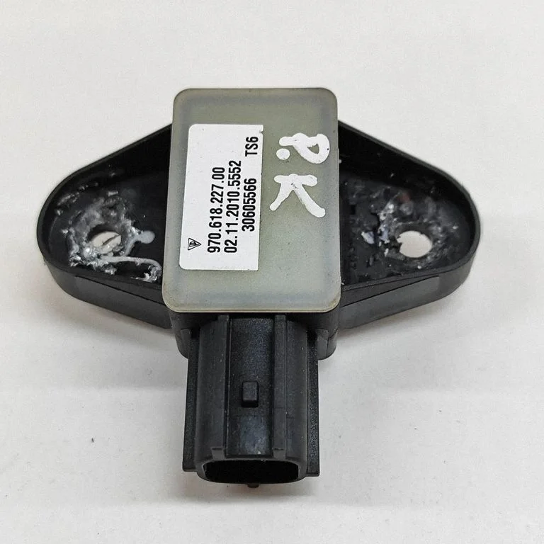 Drošības spilvenu trieciena sensors 97061822700