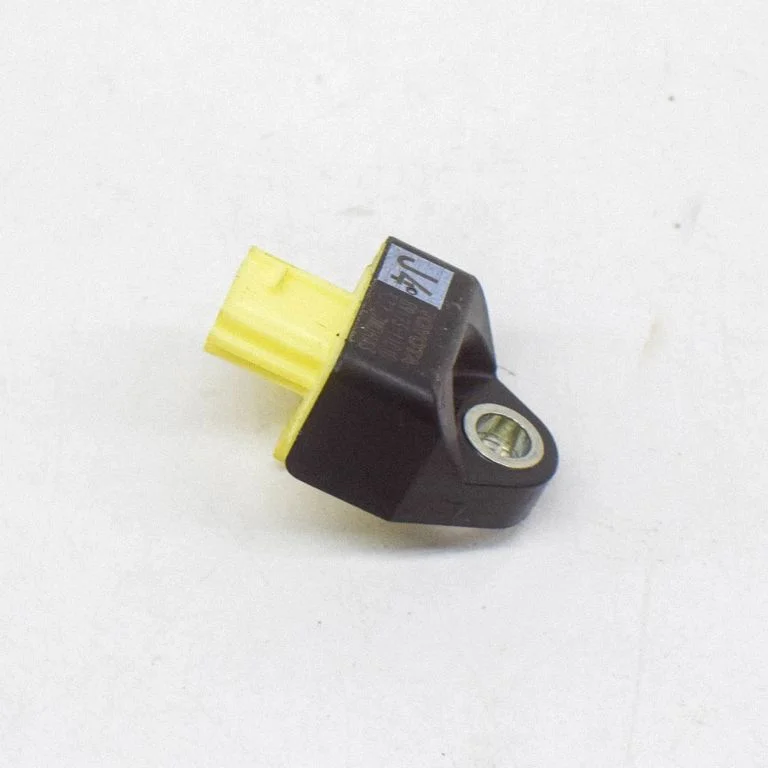 Drošības spilvenu trieciena sensors – Toyota RAV 4 (XA50) (2018-)