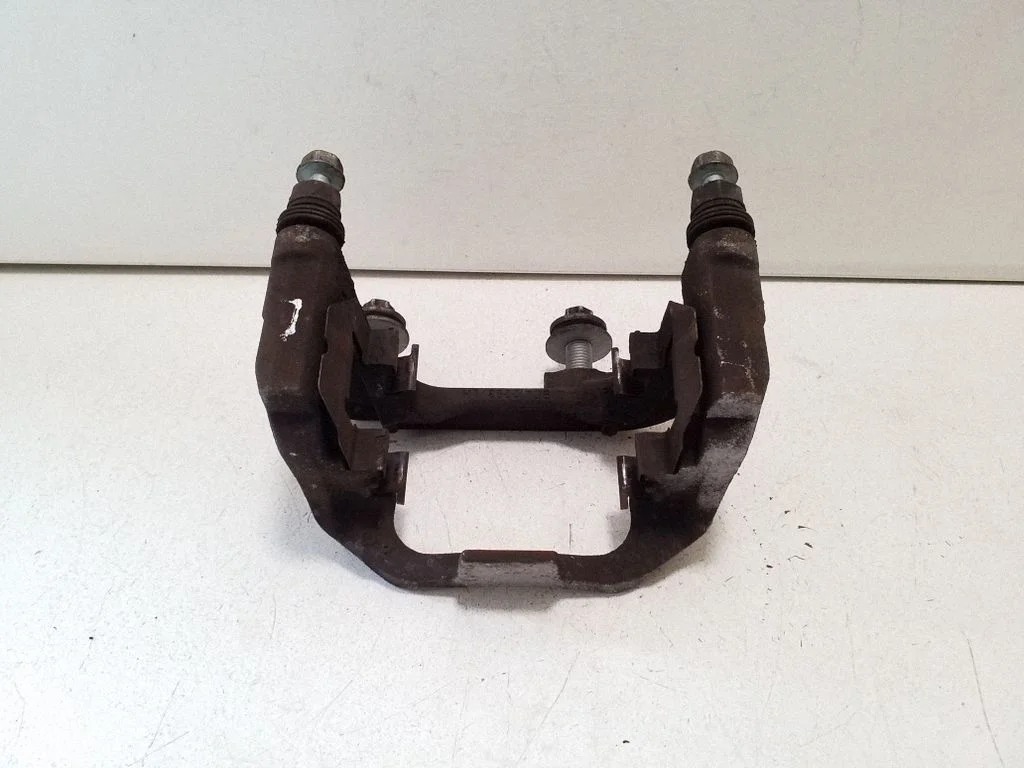 Piduriklotside hoidik/kandur (tagumine) BC412293