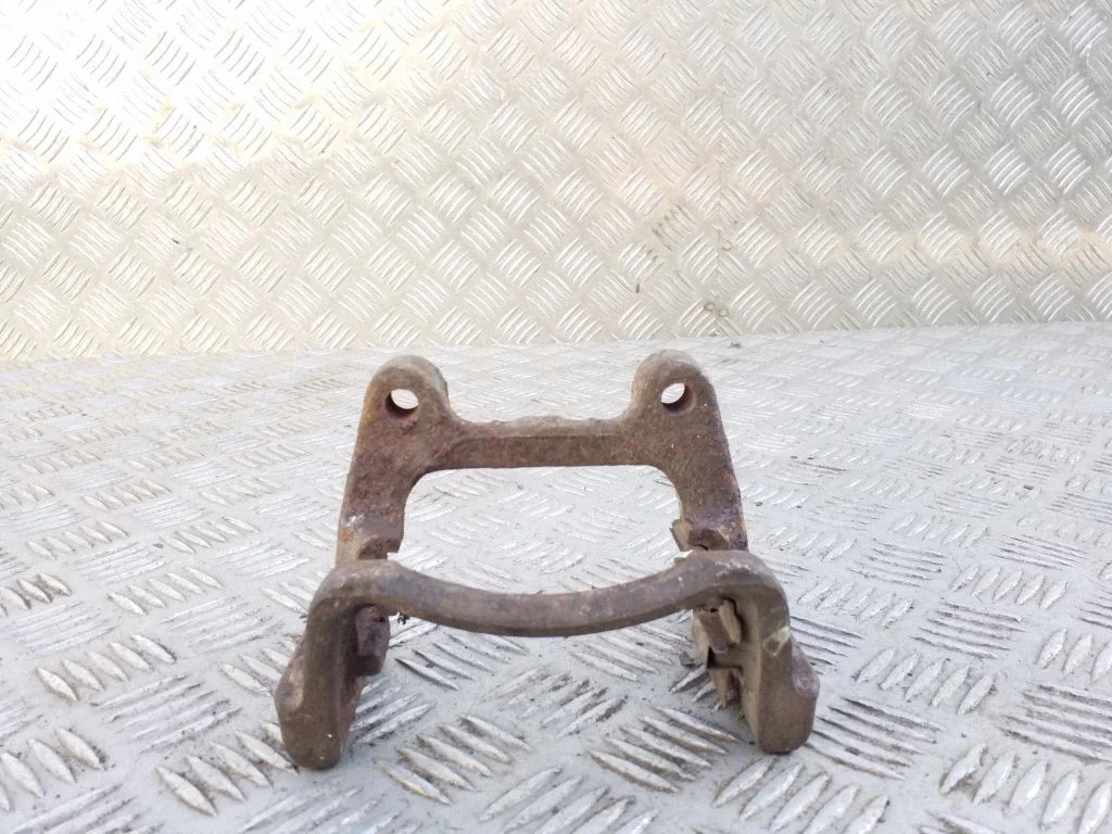Piduriklotside hoidik/kandur (tagumine)