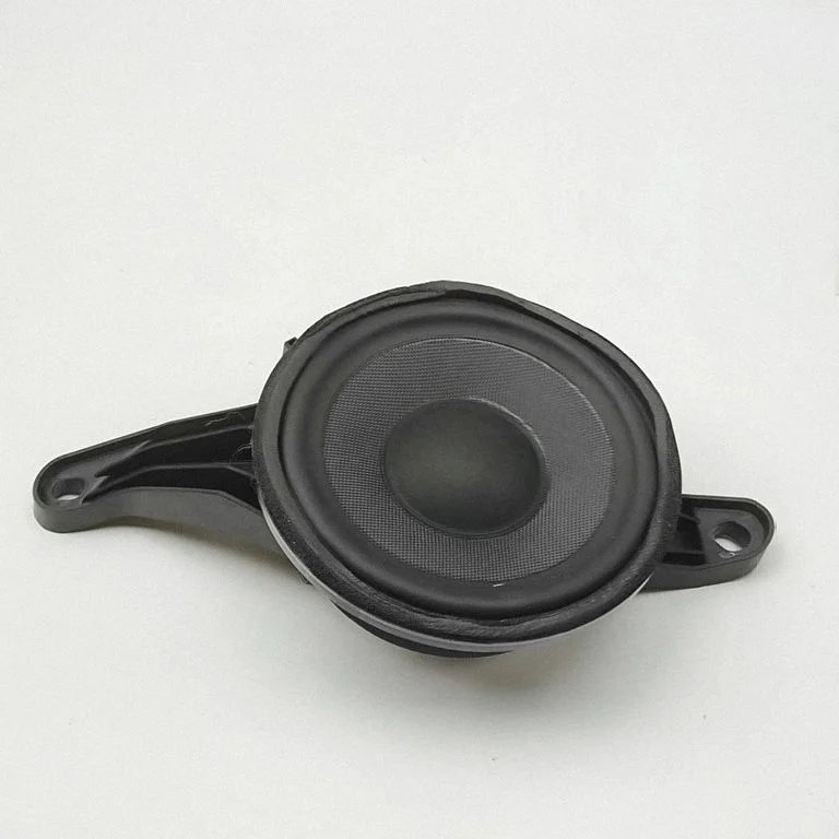 Skaļrunis (-ņi) aizmugurējās durvīs A2228206802