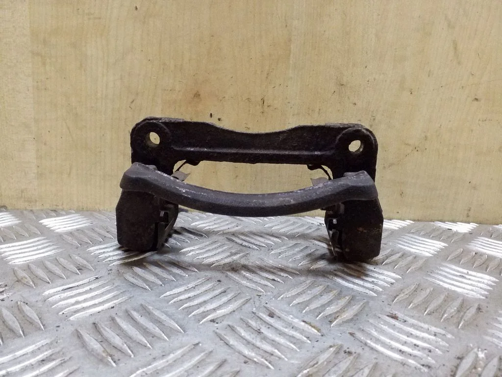 Brake caliper pad carrier rear – Opel Antara (2006-2016)