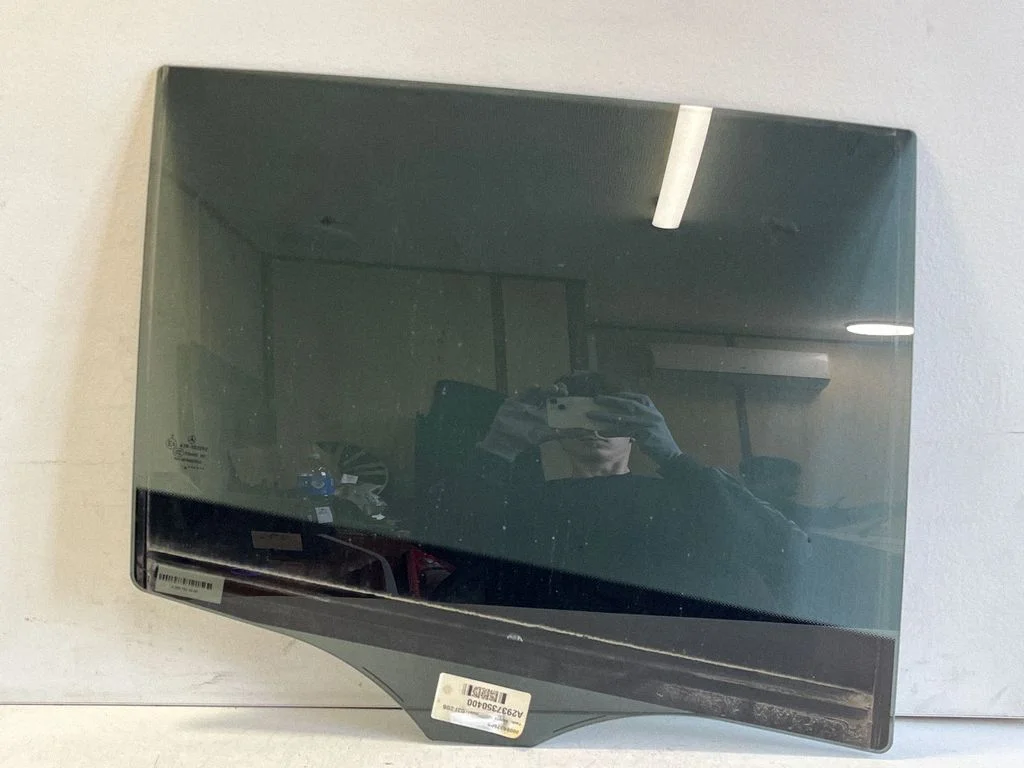 Rear door window glass – Mercedes-Benz EQC (2019-)