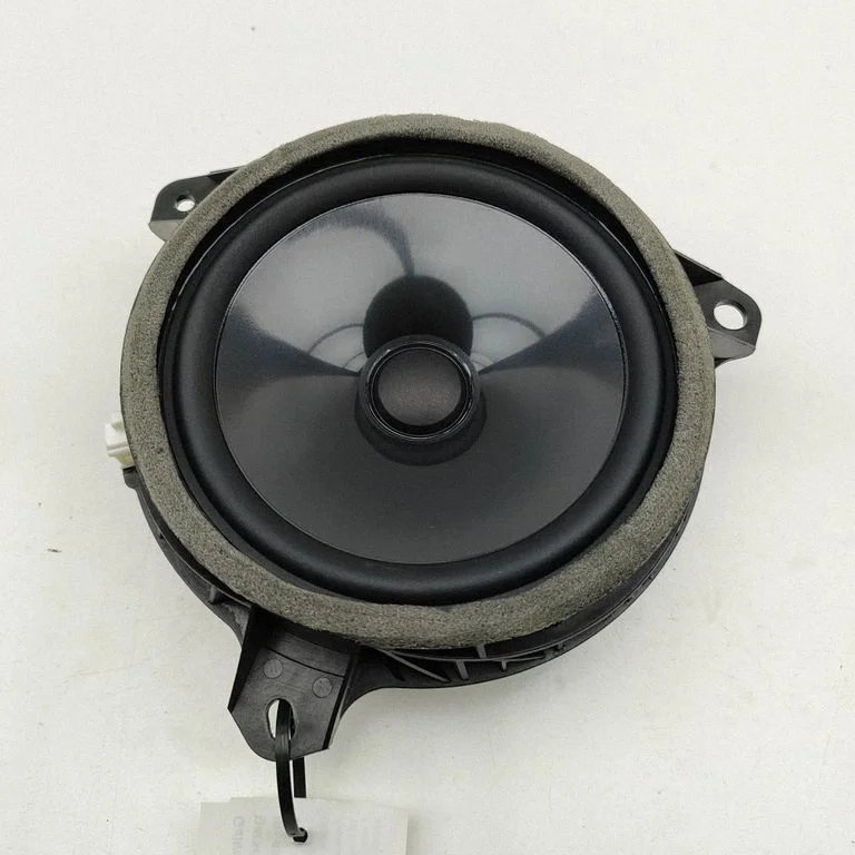 Tagaukse kõlar(id) 8616046070 – Lexus RZ (2023-)