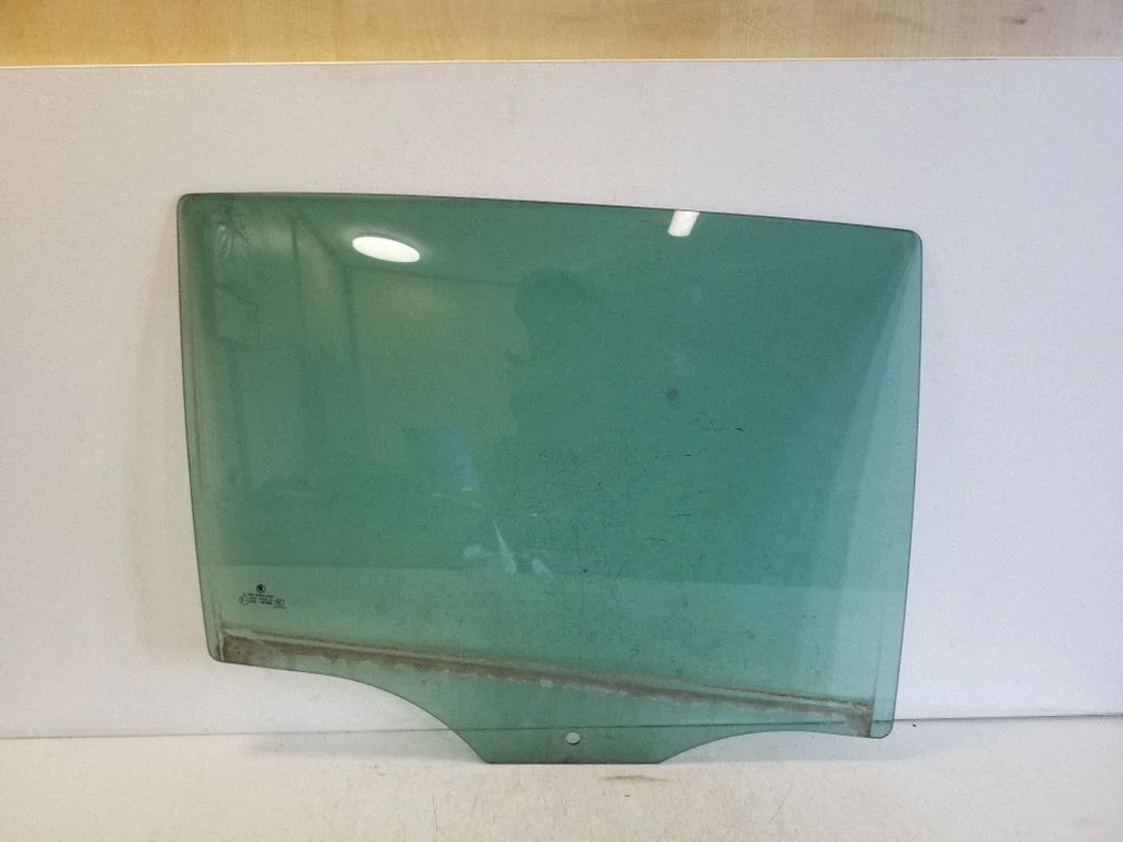 Rear door window glass – Skoda Superb B6 (3T) (2008-2015)