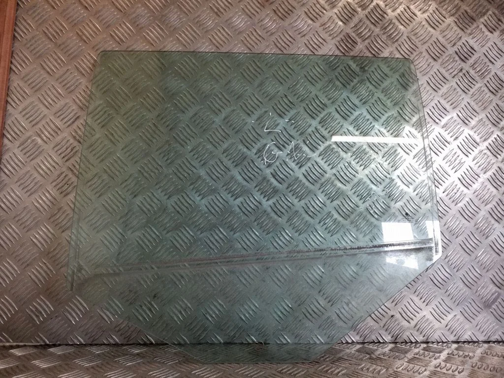 Rear door window glass – Skoda Fabia Mk2 (5J) (2007-2014)