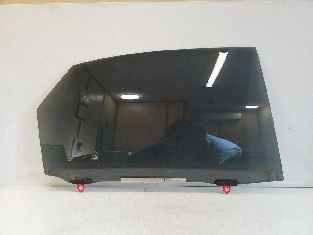 Rear door window glass – Lexus NX (2014-2021)