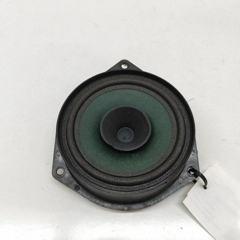 Tagaukse kõlar(id) 52245189