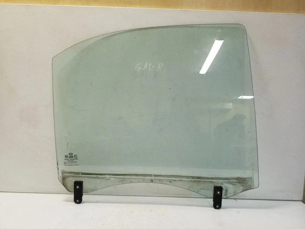 Galvenais aizmugurējo durvju stikls E1143R000382