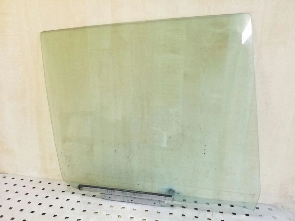 Rear door window glass – rear left
