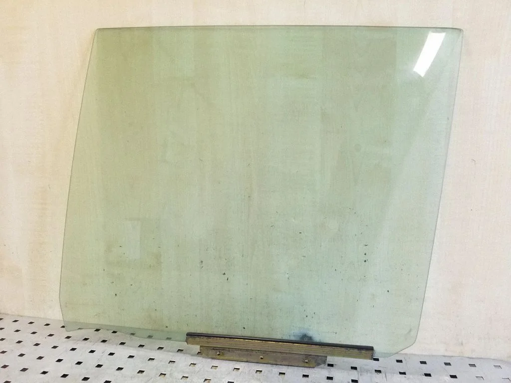 Rear door window glass – rear left