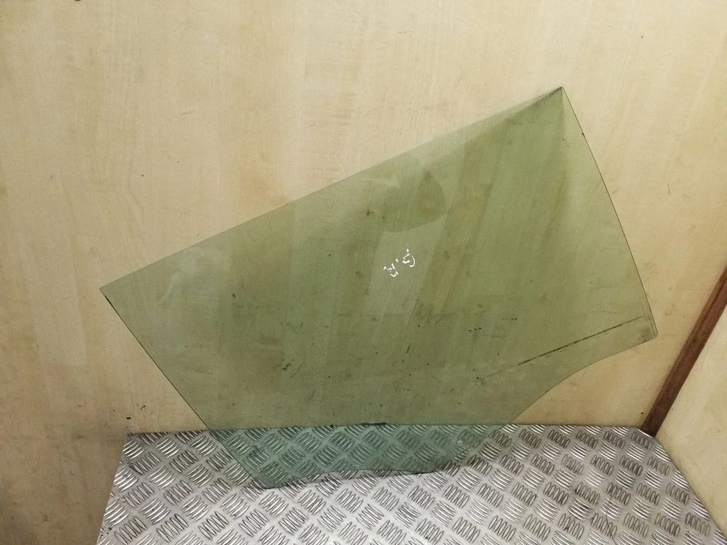 Tagaukse põhiklaas 3G9845026