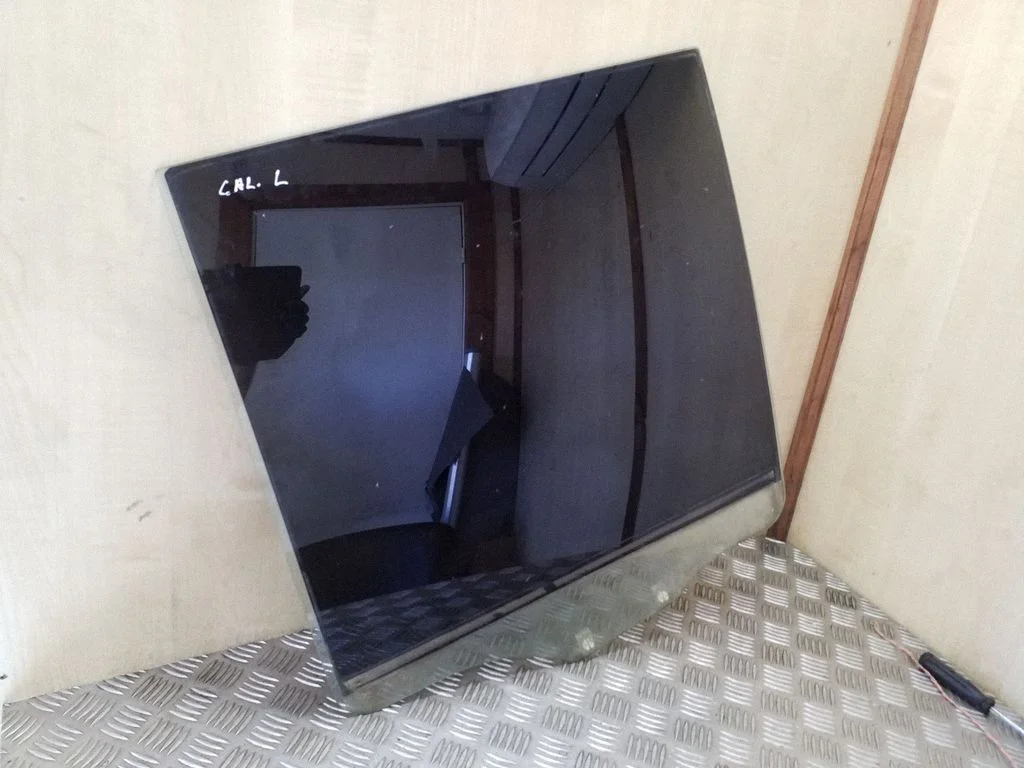 Rear door window glass – Mitsubishi Pajero Sport I (1996-2008)
