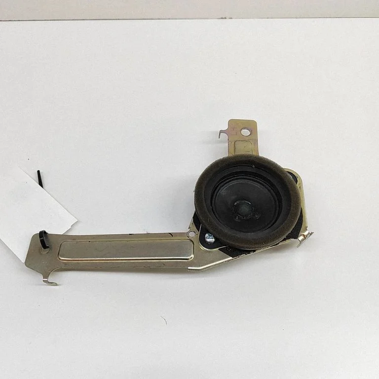 Skaļrunis (-ņi) aizmugurējās durvīs – Toyota GT 86 (2012-2021)