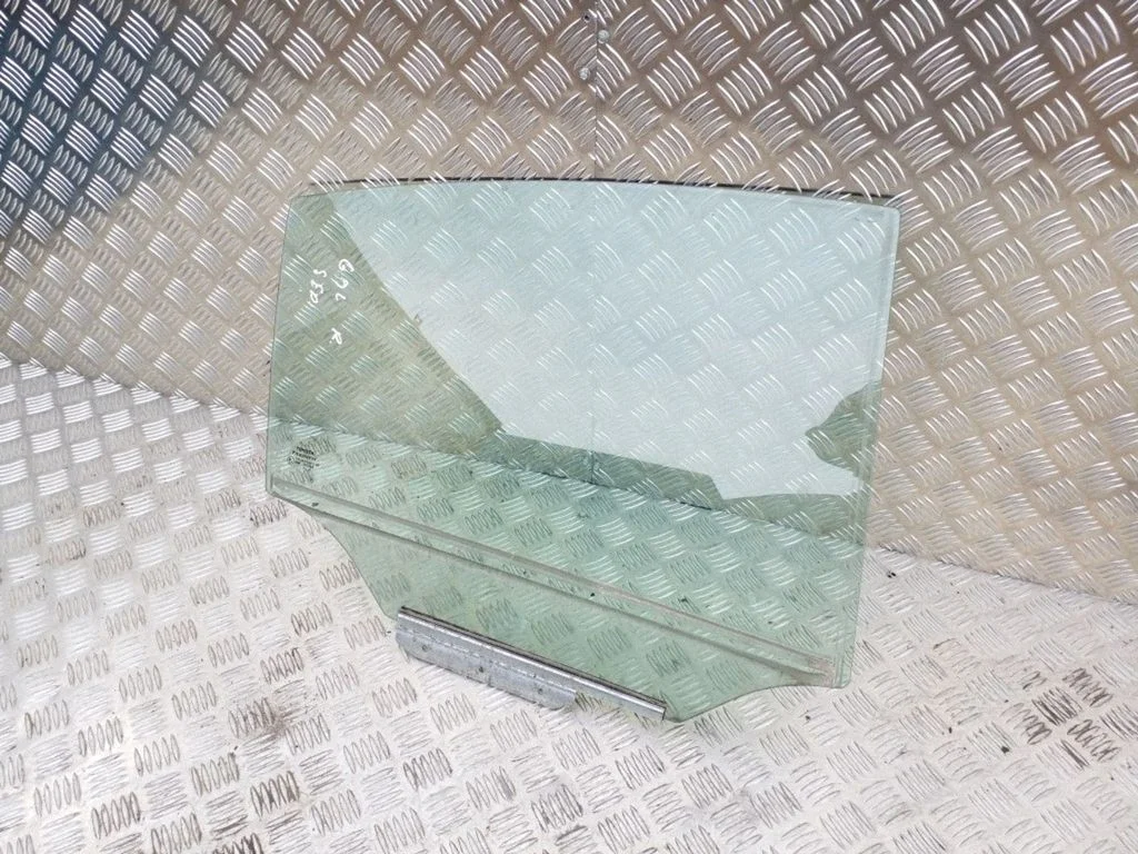 Rear door window glass 43R001583