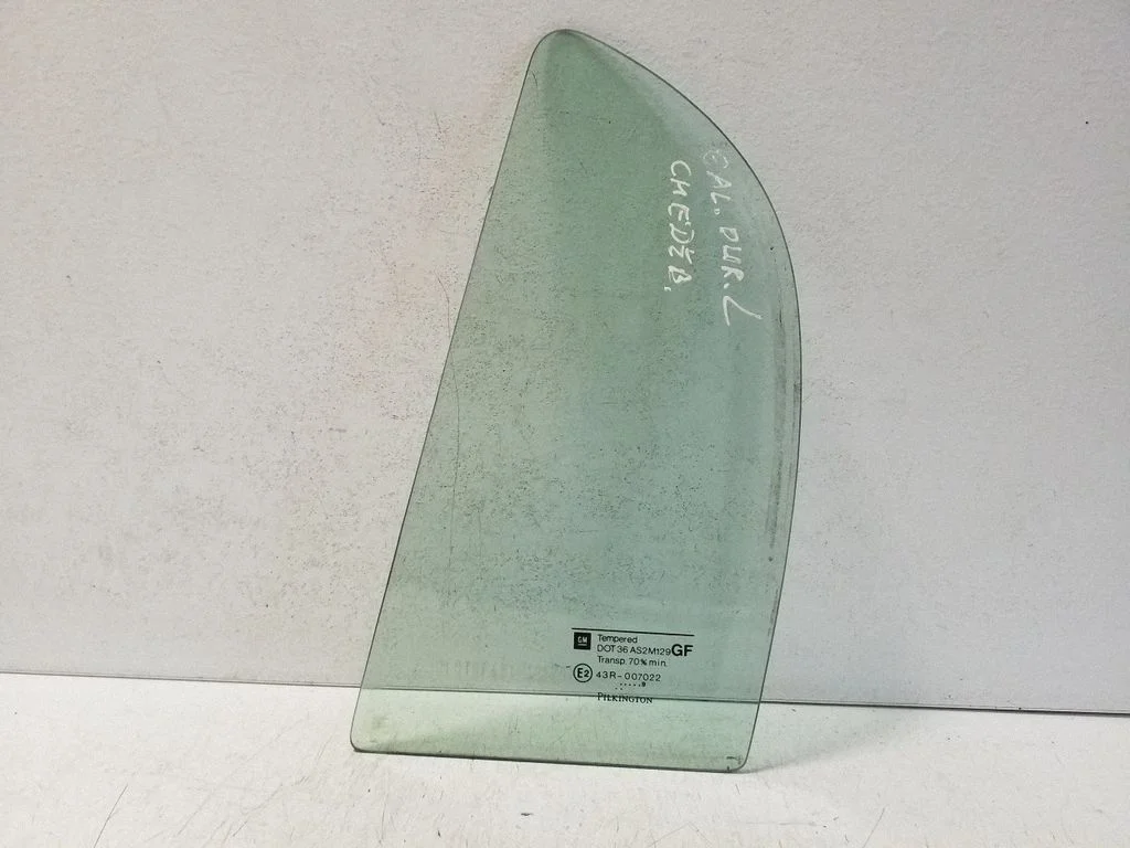 Rear vent window glass E243R007022