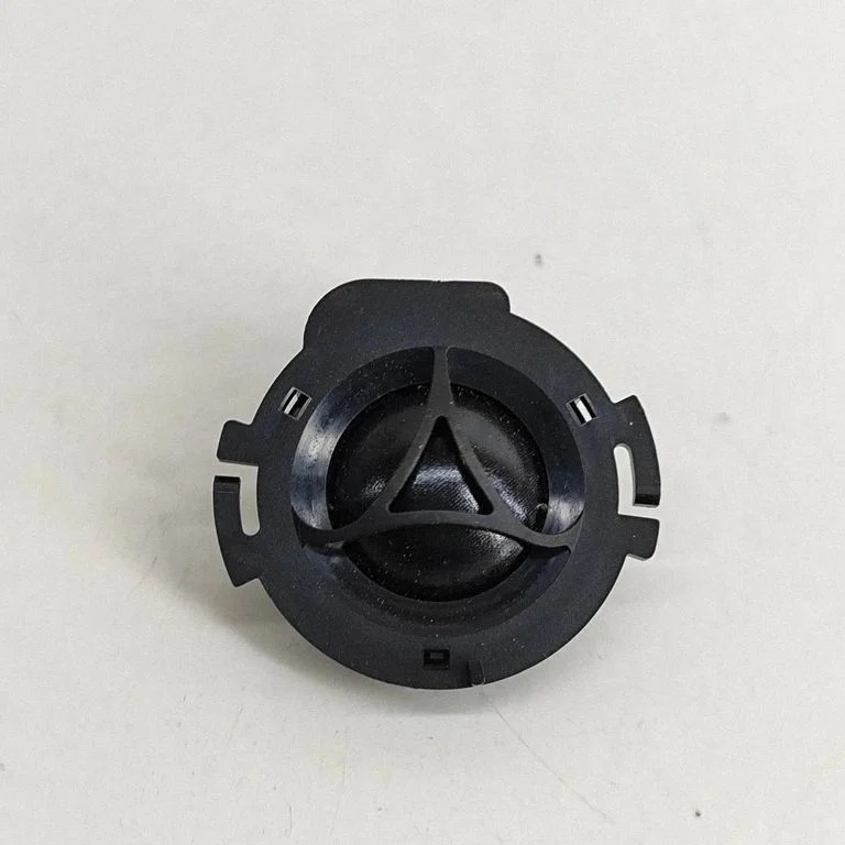 Skaļrunis (-ņi) aizmugurējās durvīs 4G1035399