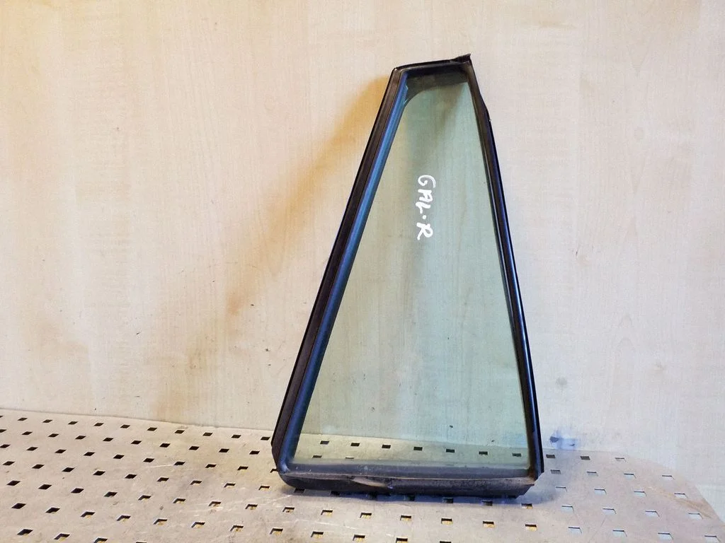 Rear vent window glass – Subaru Outback (2009-2014)