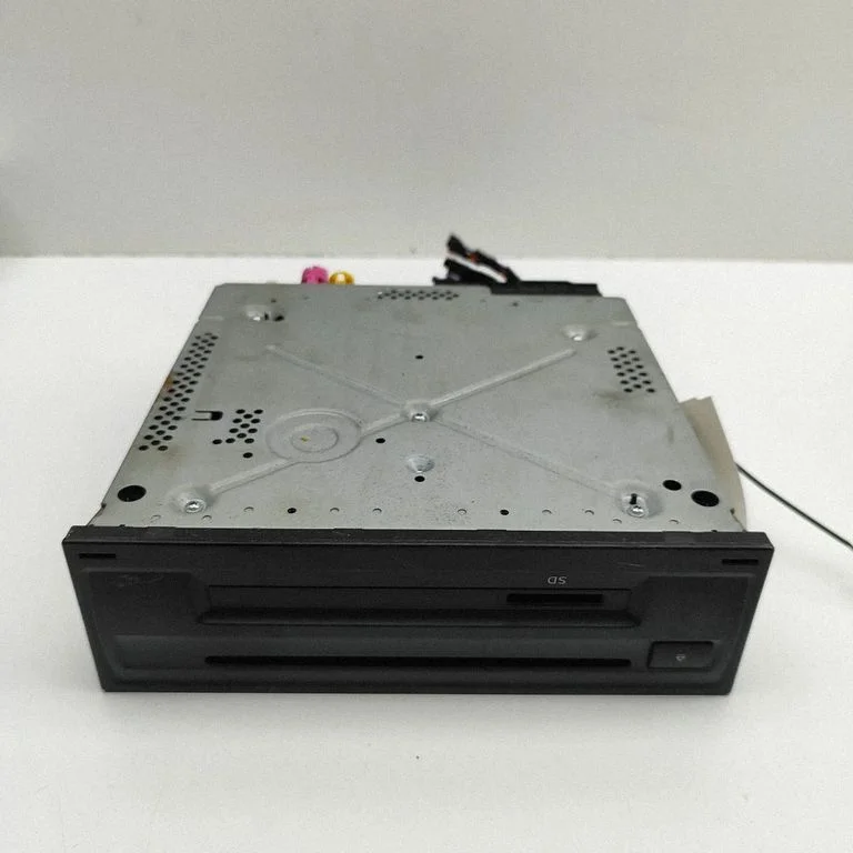 CD/DVD mainītājs 81A035842B