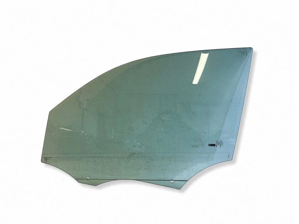Front door window glass four-door – Mercedes-Benz EQB (2021-)