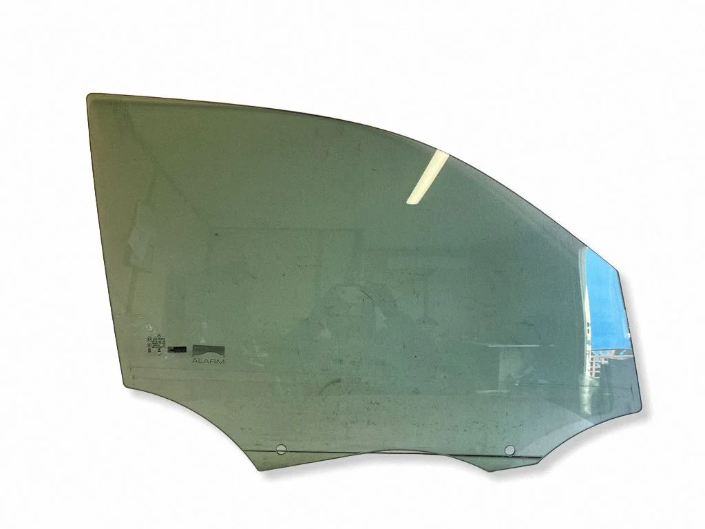 Front door window glass four-door – Mercedes-Benz EQB (2021-)