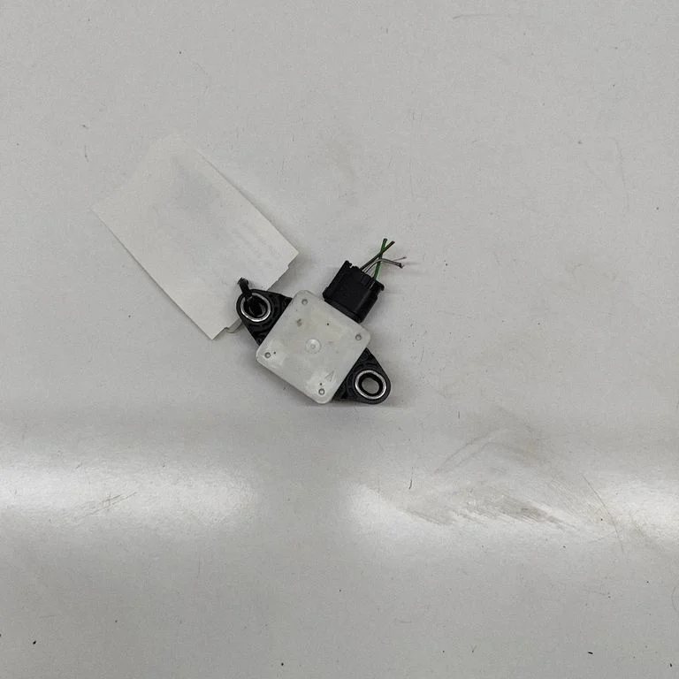 ESP (stabilitātes sistēmas) sensors (paātrinājuma sensors) A0009059101