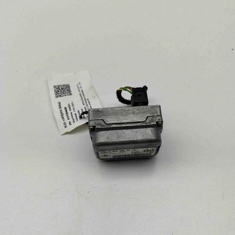 ESP (stabilitātes sistēmas) sensors (paātrinājuma sensors) A0045420418