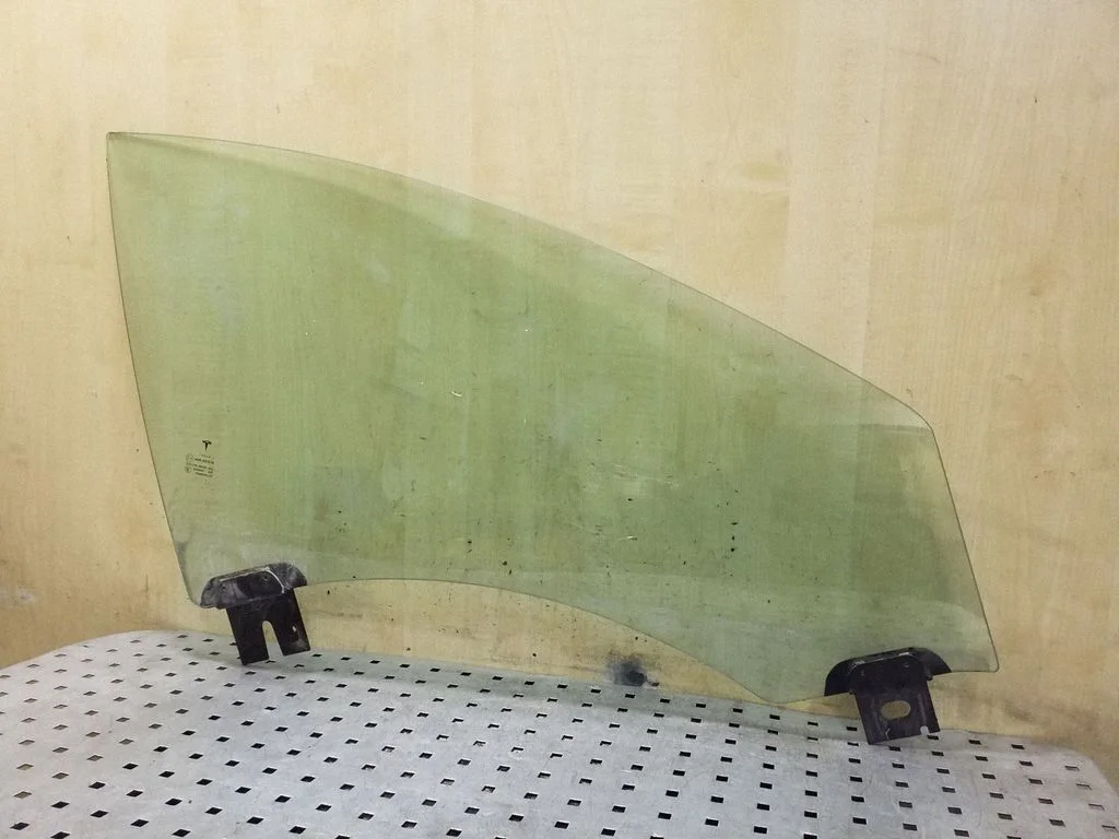 Front door window glass four-door – right