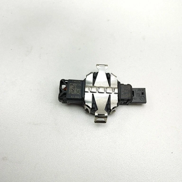 Lietus sensors 81A955547B