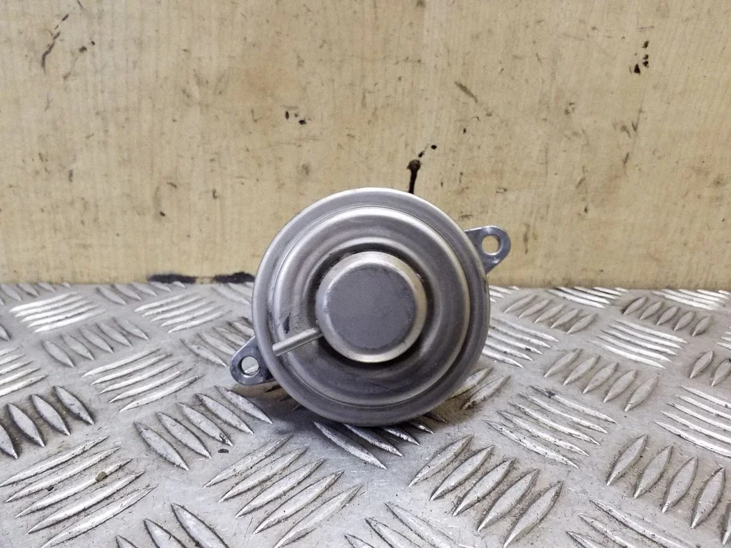 EGR valve – Opel Frontera B (1998-2004)