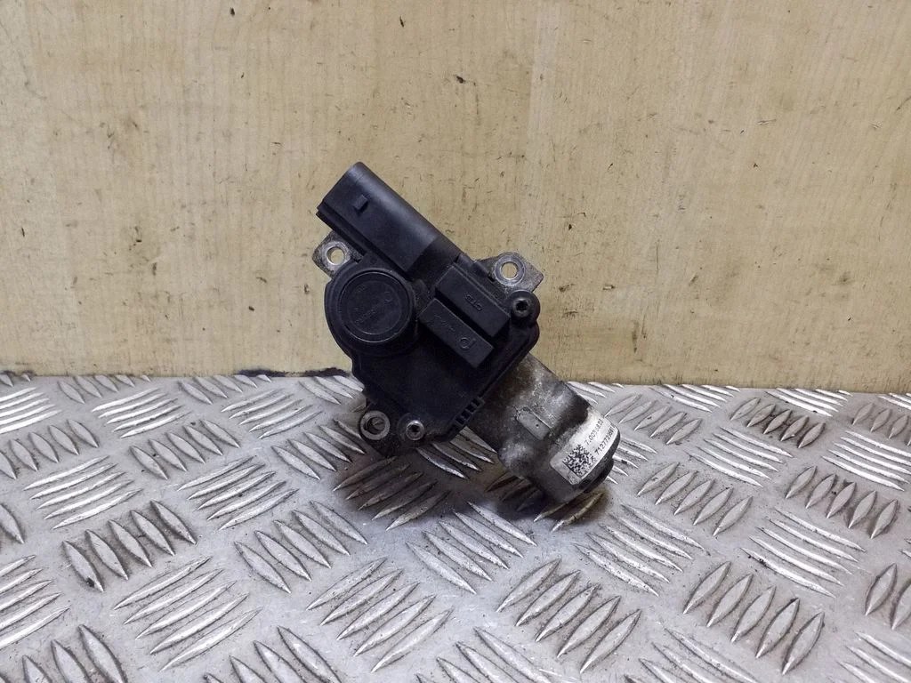 EGR valve – Nissan Qashqai+2 (2008-2010)