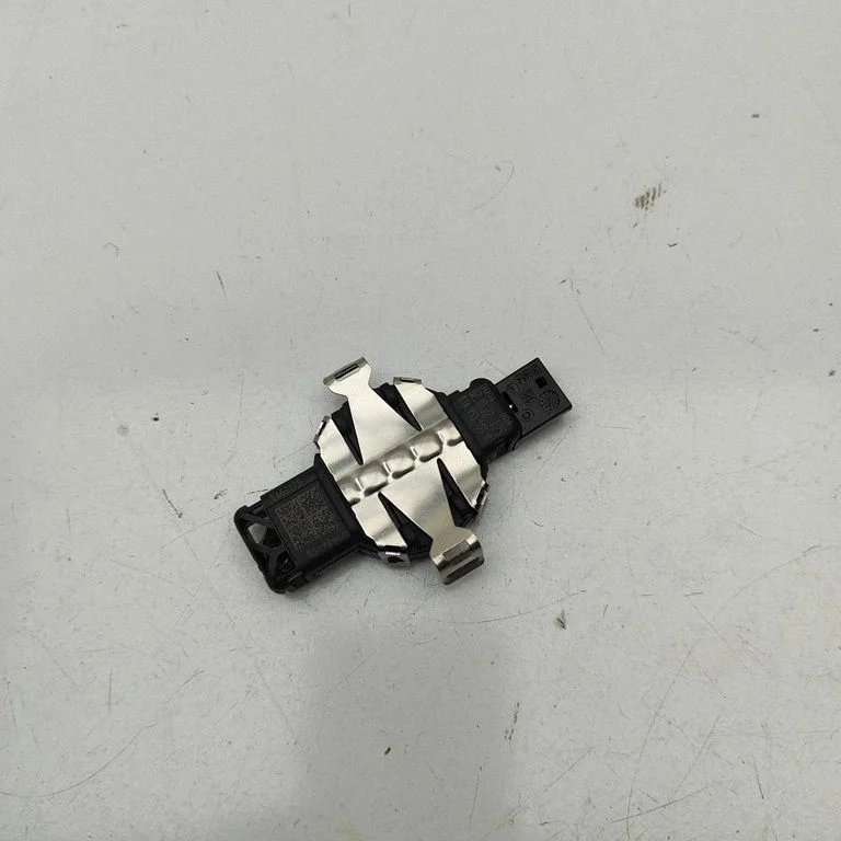 Vihmaandur 81A955555B – Audi Q4 e-tron (2021-)