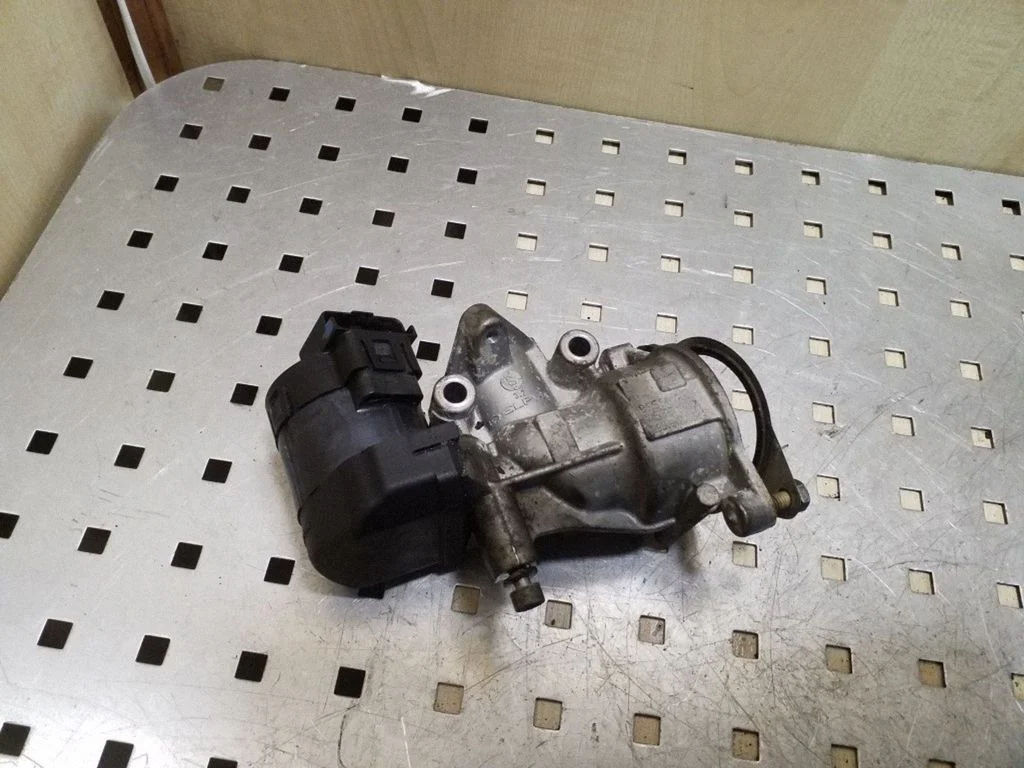 EGR valve 9656612380