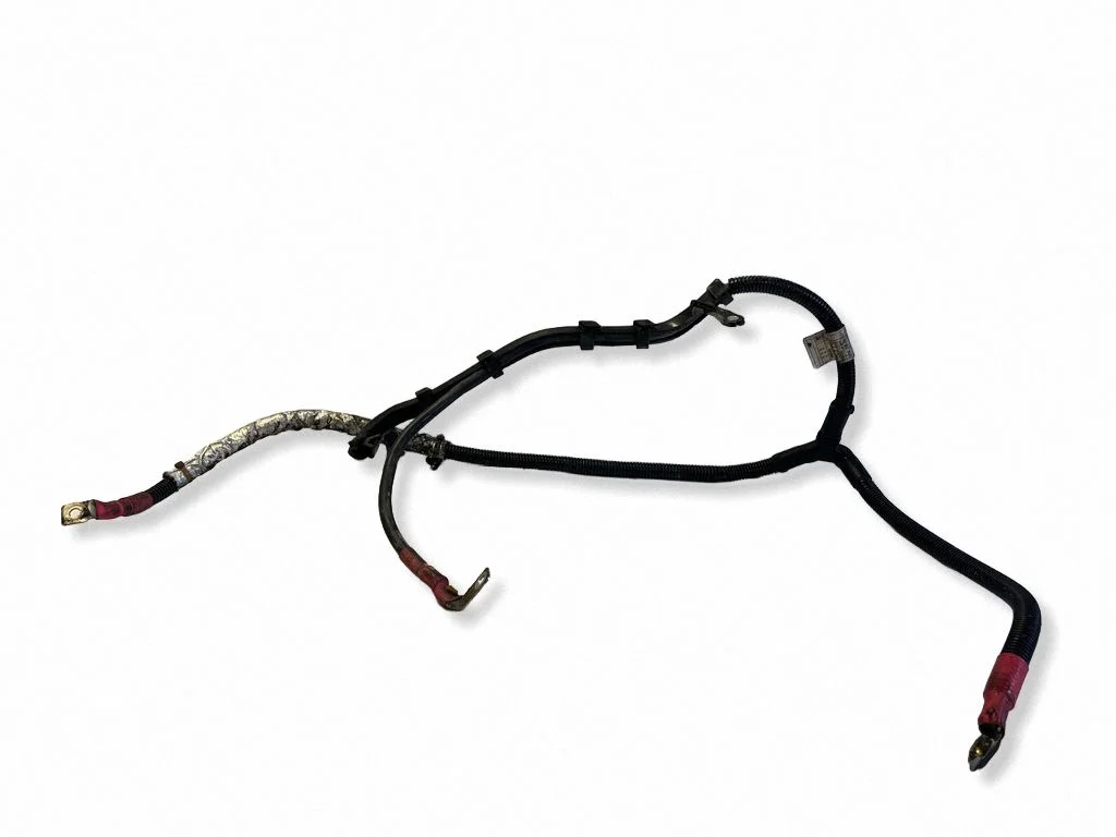 Positive cable (battery) 61233383