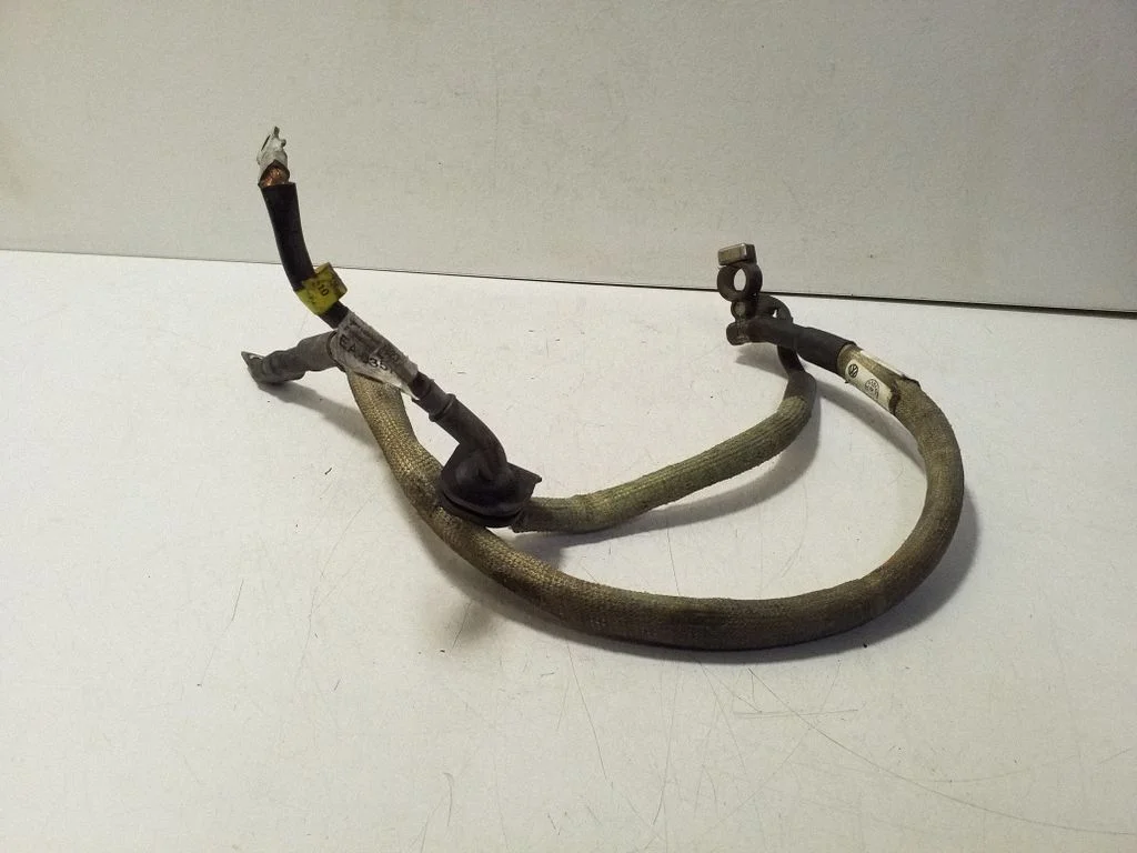 Positive cable (battery) 7H0971794E