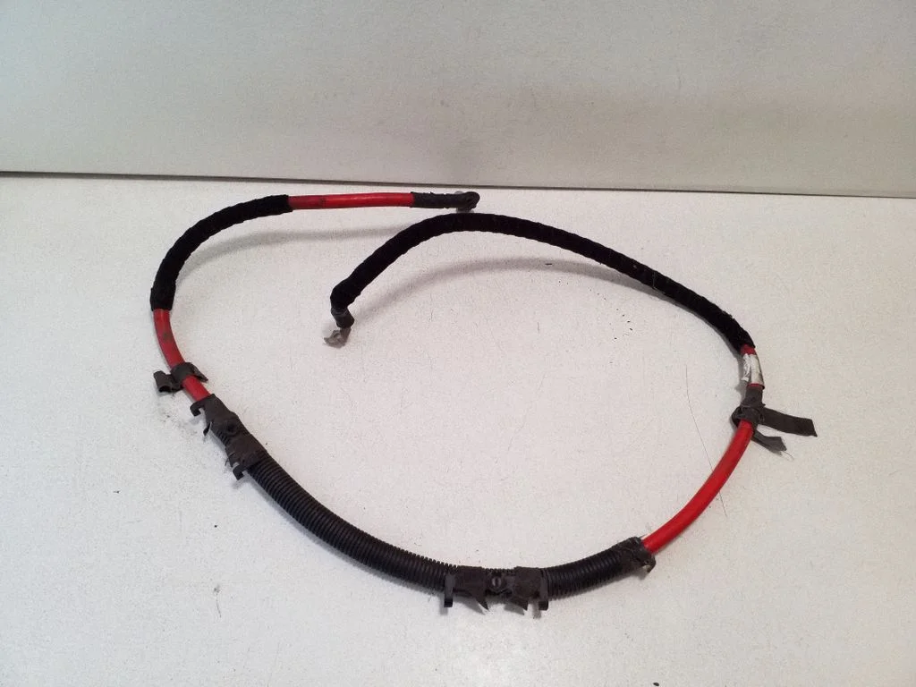Positive cable (battery) 5801379008 – Iveco Daily 5th gen (2011-2014)