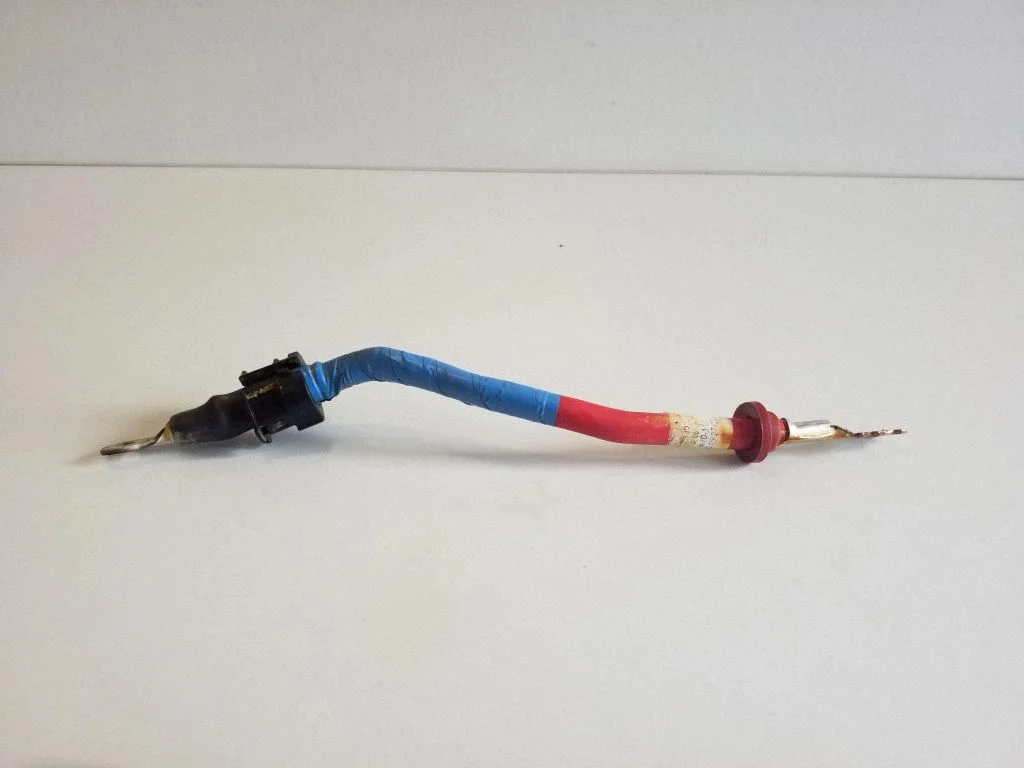 Positive cable (battery)