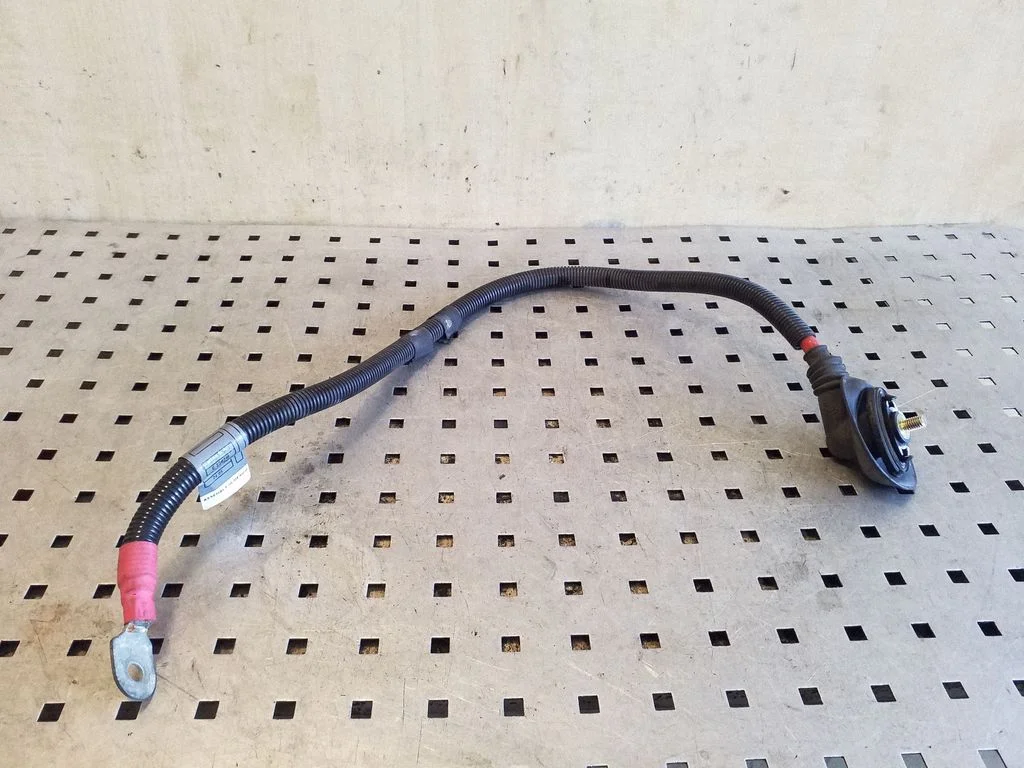 Positive cable (battery) 8371015