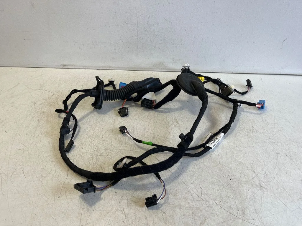 Esiukse juhtmestik 5FC971121G