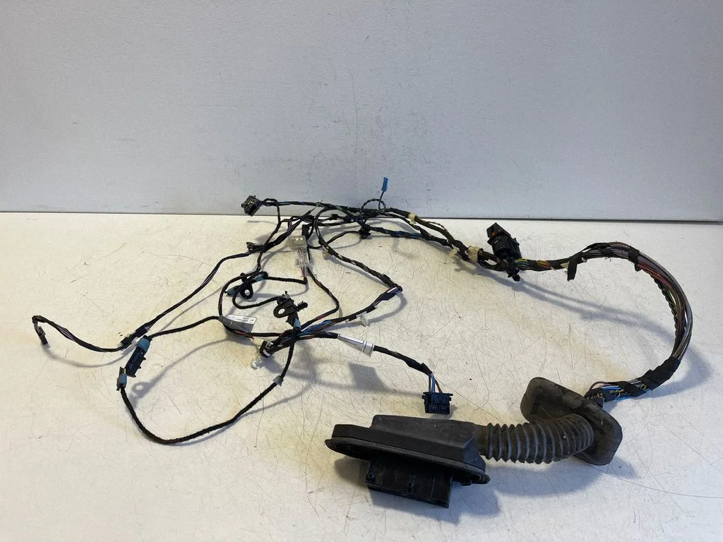 Esiukse juhtmestik 7252537