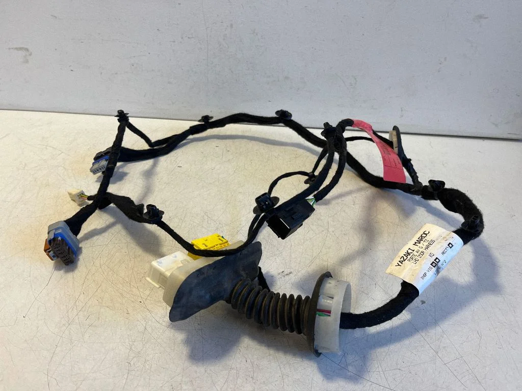 Esiukse juhtmestik – Opel Vivaro (2019-)