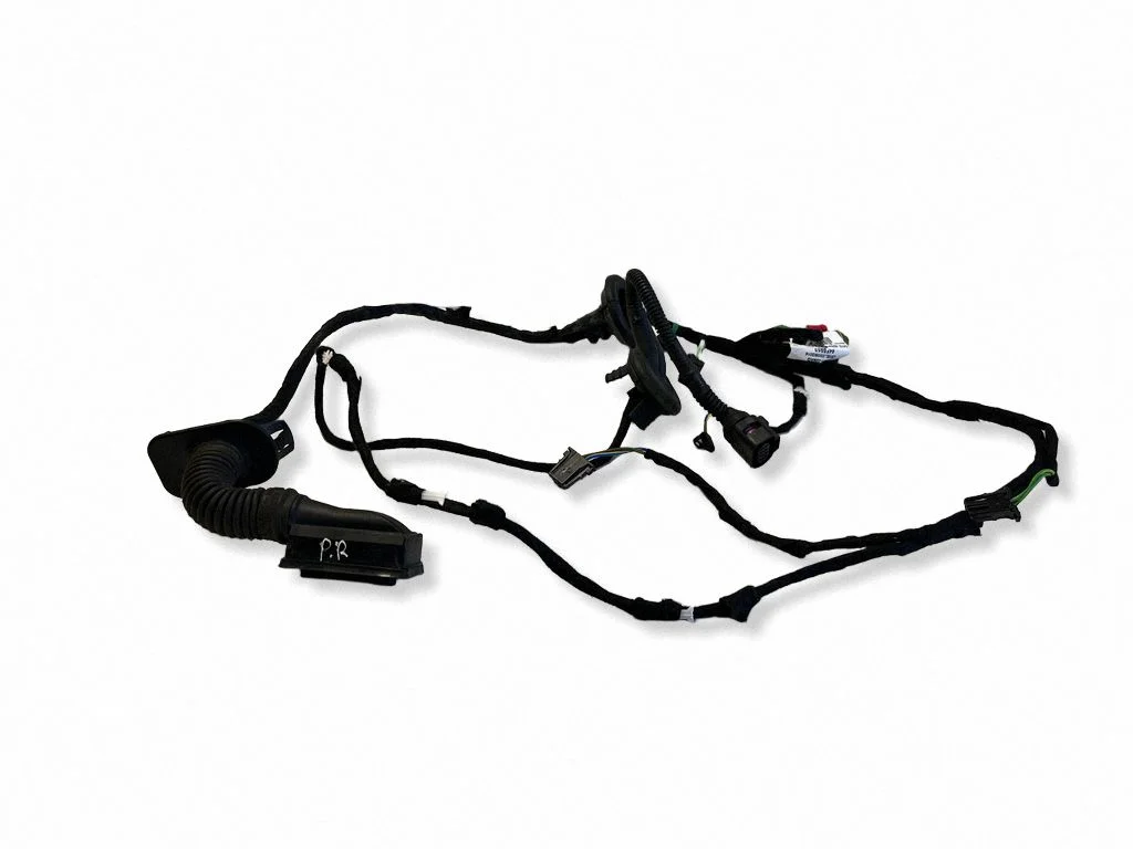 Esiukse juhtmestik 8U0971029AG