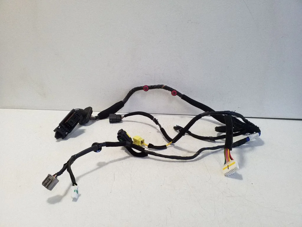 Esiukse juhtmestik 91600H8640