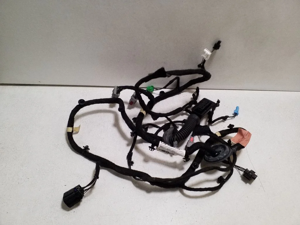 Esiukse juhtmestik – Land Rover Discovery Sport (2014-)